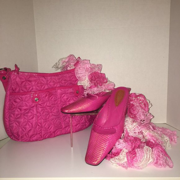 Vera Bradley Handbags - Vera Bradley Hot Pink Quilted Purse